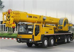 شاحنة رافعة